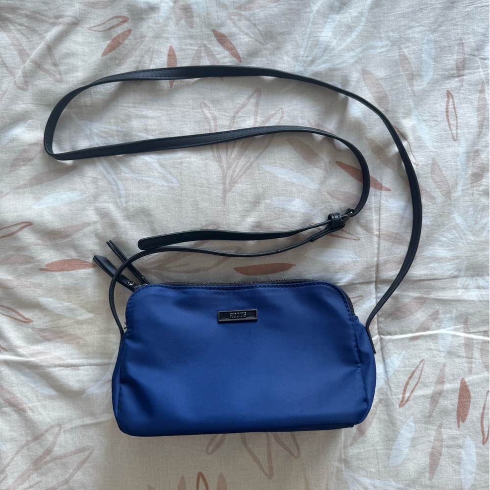 Roots Crossbody Bag in Rich Blue